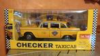 1981 New York Checker TAXICAP - 1:18 Sun Star, Hobby en Vrije tijd, Modelauto's | 1:18, Ophalen of Verzenden, Zo goed als nieuw
