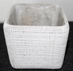 Nieuwe beton bloempot. Vierkant, Tuin en Terras, Vierkant, Nieuw, Binnen, Ophalen of Verzenden