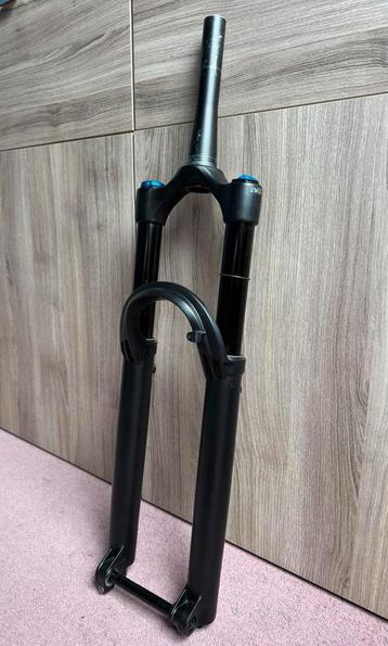 Nette Fox 36 Float Grip 160mm 29 inch / mullet, 2024 beschikbaar voor biedingen