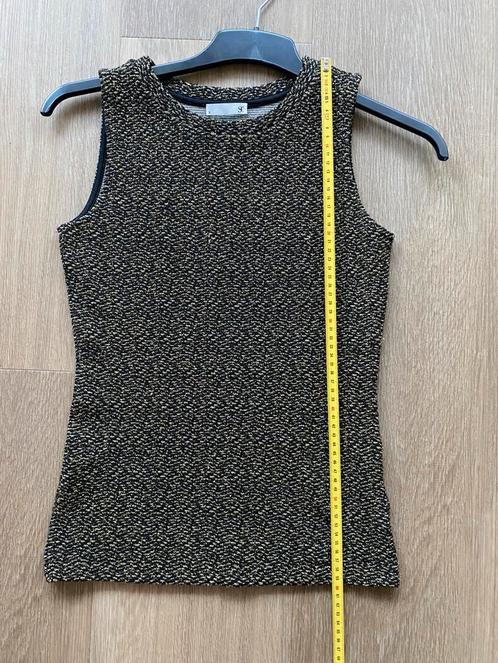 Mooi mouwloos spencer, zwart met gouddraadje maat S van ST, Kleding | Dames, Tops, Zo goed als nieuw, Maat 36 (S), Zwart, Zonder mouw