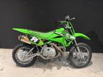 Kawasaki KLX 110R /2025/pro circuit uitlaat/elektrischestart, Fietsen en Brommers, Minibikes, Midibikes en Pitbikes, Verzenden