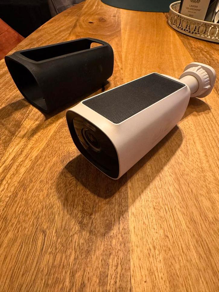 Eufy S330 4K beveiligingscamera - Solar, zwart, Audio, Tv en Foto, Videobewaking, Zo goed als nieuw, Buitencamera, Ophalen of Verzenden