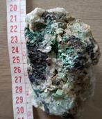 Fluoriet op malachiet/chrysocolla bijzonder stuk!, Ophalen of Verzenden