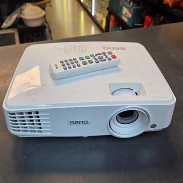 BenQ TW529 DLP Beamer  lamp uren = 221 - Incl. Remote beschikbaar voor biedingen