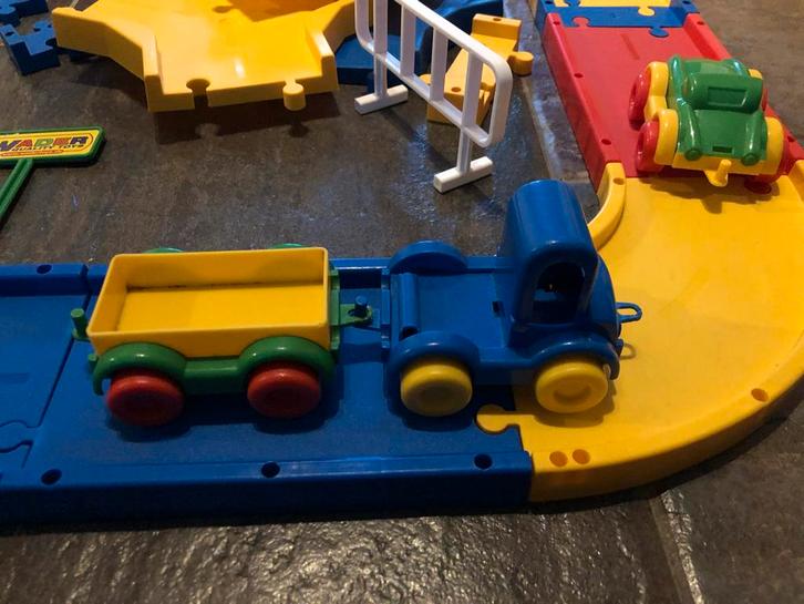 Wader autobaan met auto's en verkeersborden, Kinderen en Baby's, Speelgoed | Buiten | Los speelgoed, Gebruikt, Ophalen of Verzenden