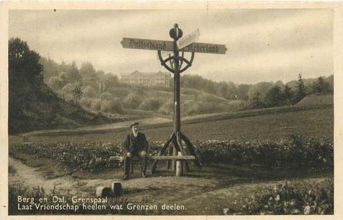 (387-176-011) Berg en Dal Grenspaal, Verzamelen, Ansichtkaarten | Nederland, Gelderland, Verzenden