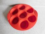 Tupperware Multi Flex Vorm Muffin Rood, Huis en Inrichting, Keuken | Tupperware, Ophalen of Verzenden, Zo goed als nieuw, Rood