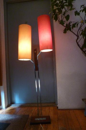 VLOERLAMP,fifties,sixties,ROCKABILLY,VINTAGE beschikbaar voor biedingen