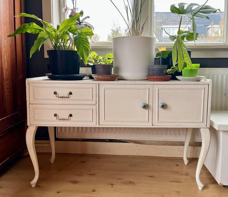 Vintage dressoir/ oud kastje op queen ann pootjes/tv kastje, Huis en Inrichting, Kasten | Dressoirs, Gebruikt, 25 tot 50 cm, Ophalen