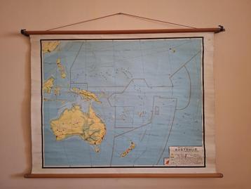 Oude schoolkaart Australië. beschikbaar voor biedingen
