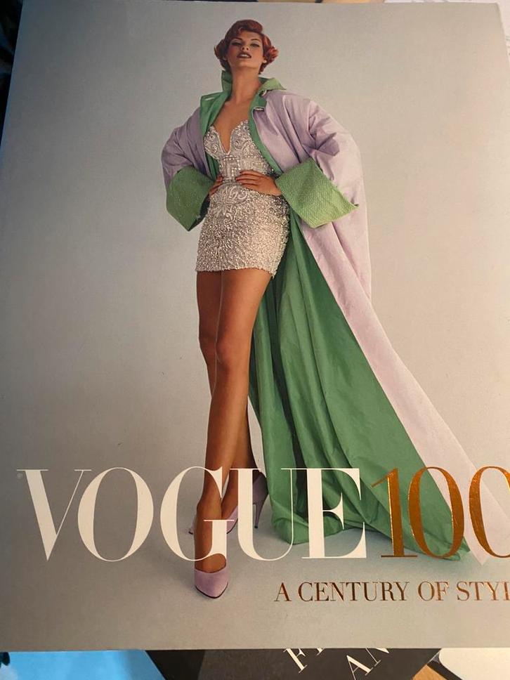 Vogue koffietafel boeken, Boeken, Mode, Zo goed als nieuw, Mode algemeen, Ophalen of Verzenden