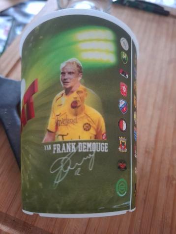 3D stevige plastic voetbal bekers. beschikbaar voor biedingen
