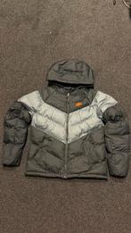 Nike Jas 158-170 cm, Ophalen of Verzenden, Zo goed als nieuw, Jongen of Meisje