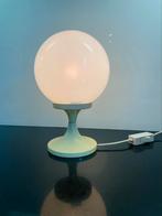 1960 Geklemde BOL Lamp op Aluminium voet, Huis en Inrichting, Lampen | Tafellampen, Ophalen of Verzenden, Glas