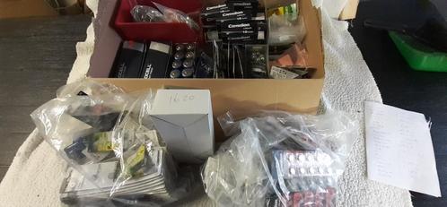 Partij batterijen, Audio, Tv en Foto, Accu's en Batterijen, Zo goed als nieuw, Ophalen