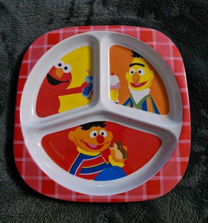 Drie Vaks Bord Sesamstraat, Huis en Inrichting, Keuken | Servies, Zo goed als nieuw, Bord(en), Overige stijlen, Ophalen of Verzenden