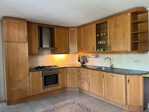 Beuken keuken (merk Alno) met massief houten frontjes, Huis en Inrichting, Keuken | Complete keukens, Gebruikt, Hoekkeuken, Overige kleuren