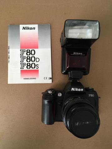 Nikon F80 + 28/70mm + SB24 beschikbaar voor biedingen