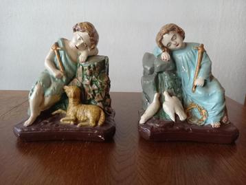 Jezus en St. Janneke Gipsen beelden (antiek/religieus) beschikbaar voor biedingen