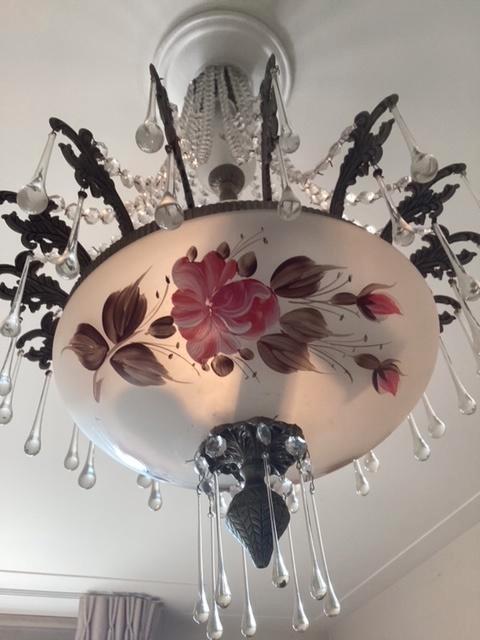 Antieke hanglamp met beschilderde schaal en pegels, Antiek en Kunst, Antiek | Lampen, Ophalen