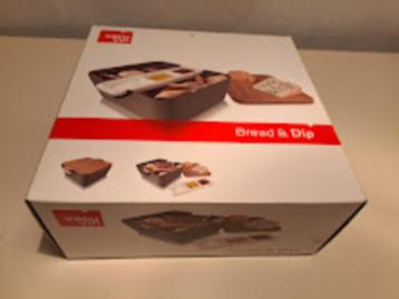 Brood en dip set beschikbaar voor biedingen