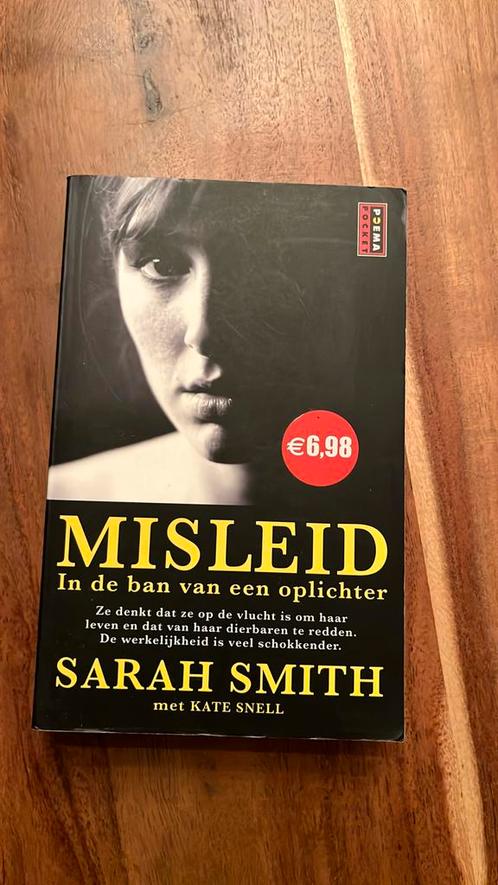 Sarah Smith - Misleid, Boeken, Overige Boeken, Zo goed als nieuw, Ophalen of Verzenden