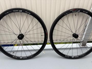 Dt Swiss R470 db wielset aluminium voor racefiets beschikbaar voor biedingen