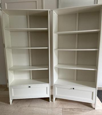 Open kast met lade