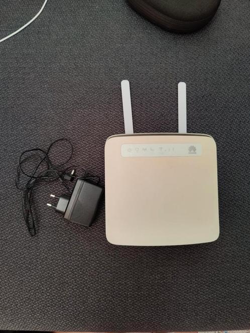 Huawei LTE CPE E5186 4G Router – Snel internet via SIM-kaart, Computers en Software, Routers en Modems, Zo goed als nieuw, Ophalen of Verzenden