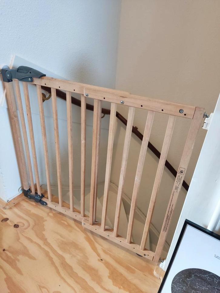 Houten Traphekje - Klemhekje, Kinderen en Baby's, Traphekjes, Zo goed als nieuw, Klemhekje, Hout, 100 tot 115 cm, Ophalen