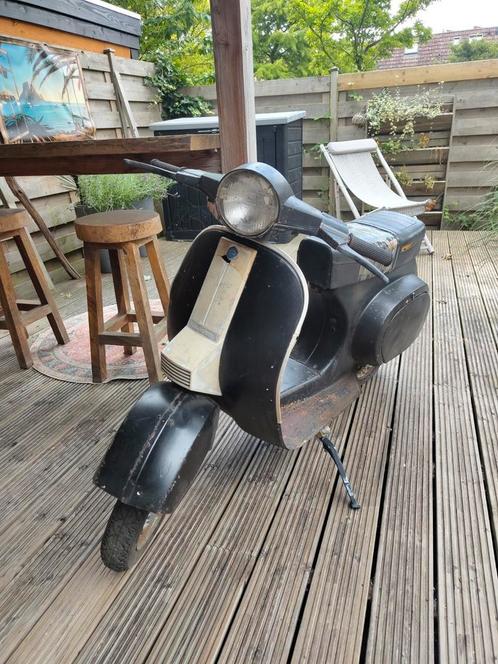 Vespa pk50s bij 1982 oldtimer., Fietsen en Brommers, Scooters | Vespa, Gebruikt, Overige modellen, Benzine, Ophalen