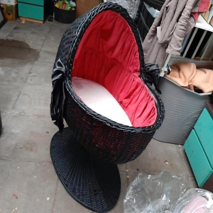 Rieten wieg, Kinderen en Baby's, Babywiegjes en Ledikanten, Wieg, Ophalen