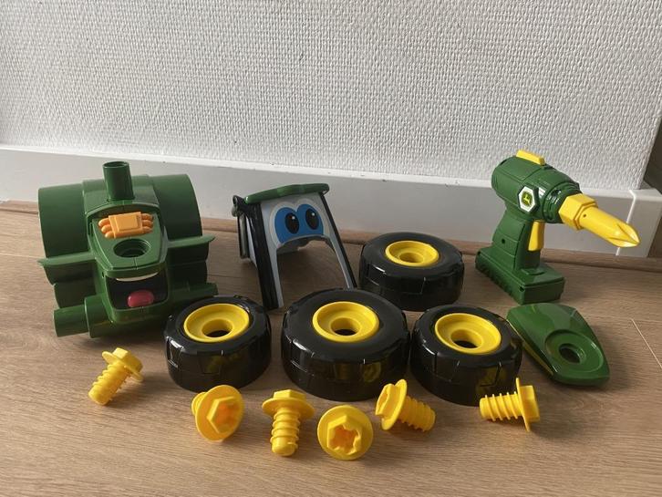 John Deere Tractor Build a Johnny, Kinderen en Baby's, Speelgoed | Speelgoedvoertuigen, Zo goed als nieuw, Ophalen of Verzenden