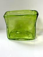 Handgeblazen groene vaas met bubbles, Ophalen, Minder dan 50 cm, Groen, Glas
