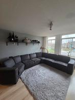 Z.G.A.N. Grote hoekbank met garantie van Pronto wonen, Huis en Inrichting, Banken | Complete zithoeken, Ophalen, Zo goed als nieuw