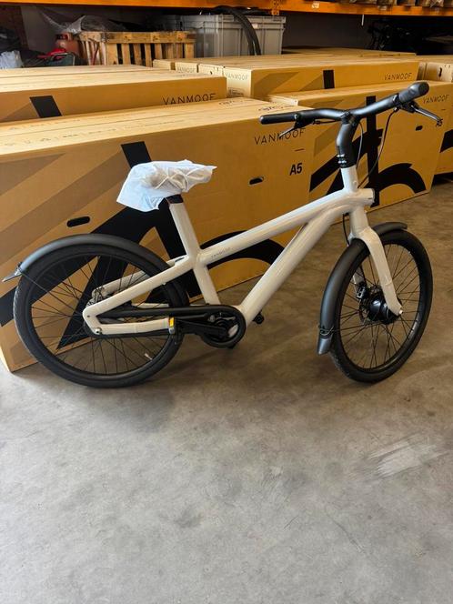 VANMOOF A5, Fietsen en Brommers, Elektrische fietsen, Nieuw, Vanmoof, 50 km per accu of meer, Ophalen