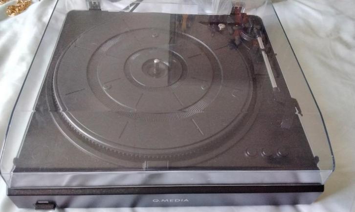 Qmedia 33, 45 ,78 toeren USB draaitafel, Audio, Tv en Foto, Platenspelers, Zo goed als nieuw, Platenspeler, Overige merken, USB-aansluiting
