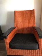 Rotan stoel met zwart zitkussen, Ophalen, Gebruikt, Minder dan 75 cm, Riet of Rotan
