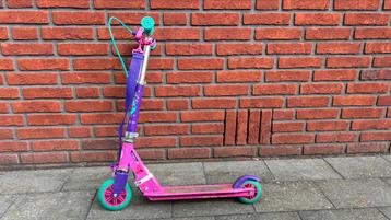Roze step inklapbaar beschikbaar voor biedingen