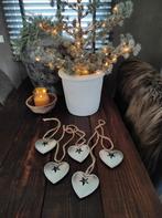 Riverdale metalen kerst harten aan een touw, Diversen, Kerst, Ophalen of Verzenden, Zo goed als nieuw