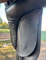 Dressuurzadel 16,5 inch, Dieren en Toebehoren, Ophalen, Zo goed als nieuw, Dressuur