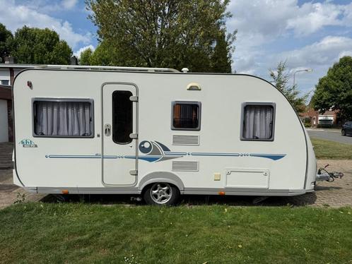 Adria Adiva 462 PD – 40 jaar editie (2006), Caravans en Kamperen, Caravans, Particulier, tot en met 4, 1000 - 1250 kg, Rondzit