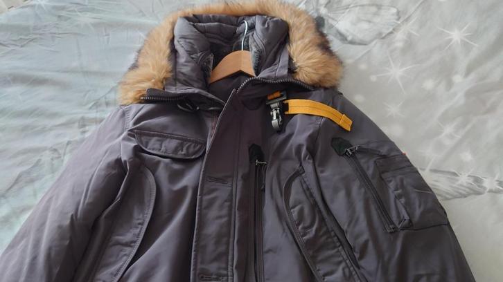 Stoere winterjas., Kleding | Dames, Jassen | Winter, Zo goed als nieuw, Maat 42/44 (L), Overige kleuren, Ophalen
