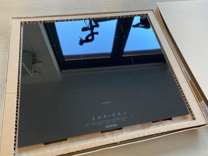 Siemens keramische glasplaat EH677FFC5E, Witgoed en Apparatuur, Kookplaten, Nieuw, Inbouw, Inductie, 4 kookzones, Ophalen