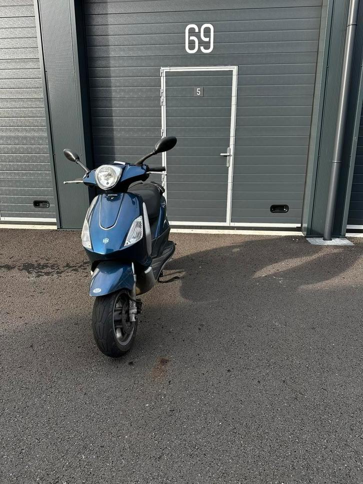 Piaggio fly snor scooter ~ 50cc 4takt, Motoren, Tuning en Styling, Ophalen of Verzenden
