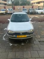 Opel Corsa 1.4 I 5D AUT 1997 Grijs, Auto's, 450 kg, 4 cilinders, 60 pk, 1389 cc