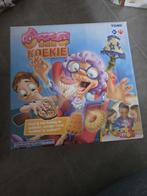 Oma Koekie van Tomy - Leuk reactiespel!, Hobby en Vrije tijd, Gezelschapsspellen | Bordspellen, Drie of vier spelers, Ophalen