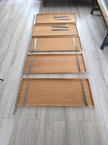 Stellingkast / Wandkast  beschikbaar voor biedingen