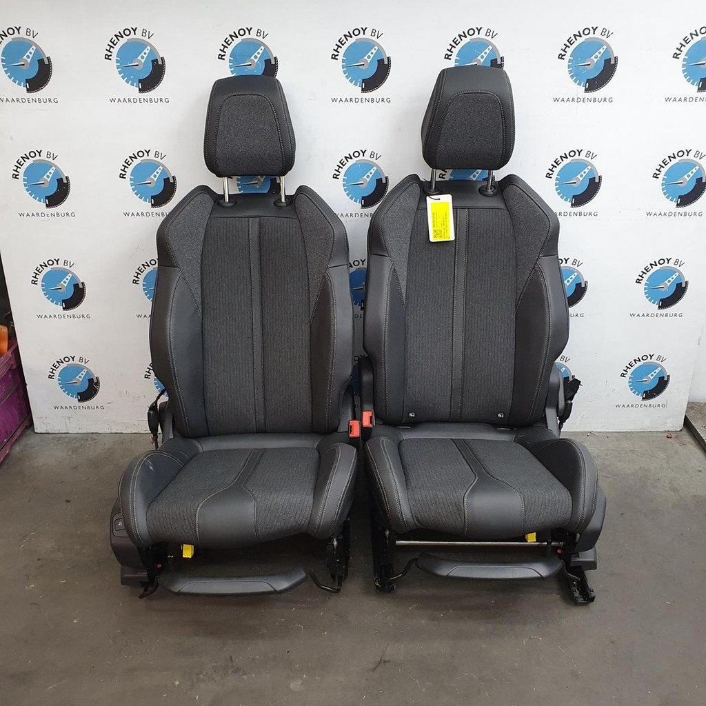 PEUGEOT 3008 INTERIEUR COMPLEET 2020, Auto-onderdelen, Ophalen of Verzenden, Gebruikt, Stiba lid