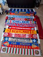 Collectie Voetbalsjaals - 12 stuks voor €25, Ophalen of Verzenden, Gebruikt, Clubaccessoires